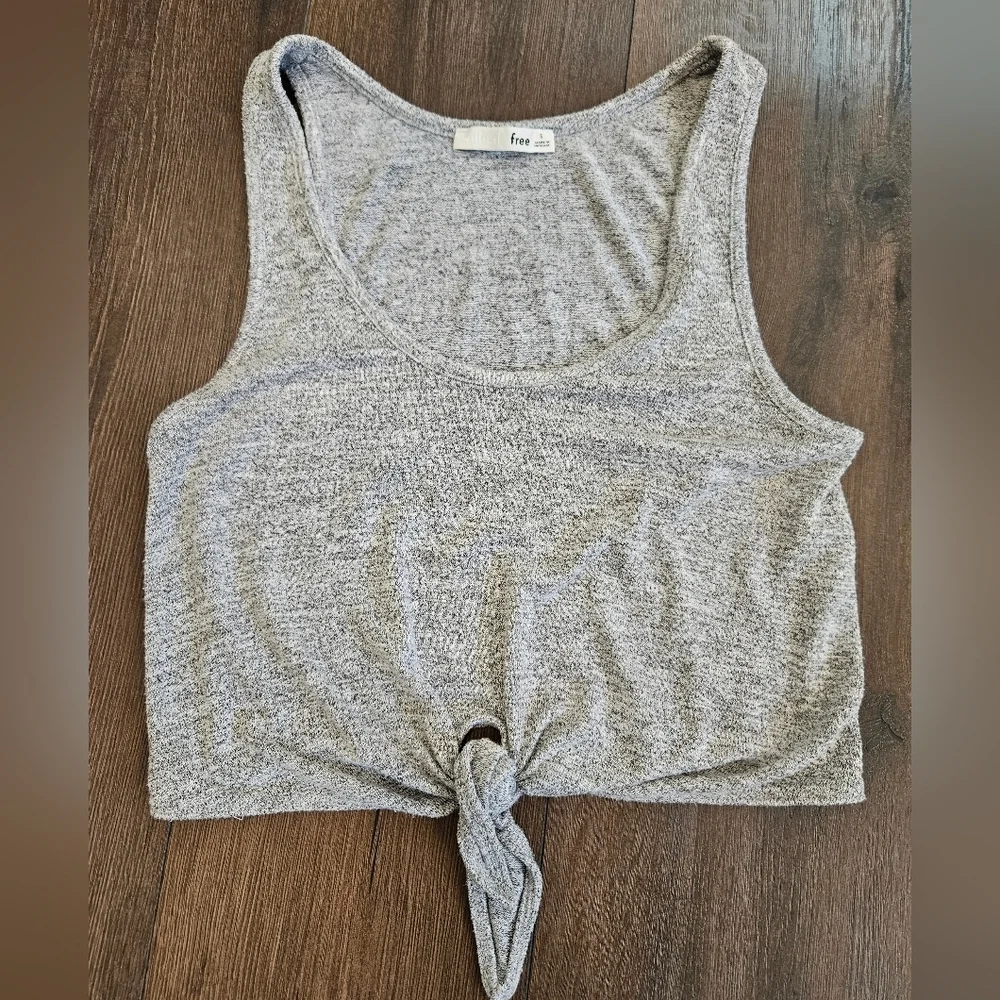 NWOT Wilfred Free Tie Front Crop Top - SIZE S - Picture 6 of 13